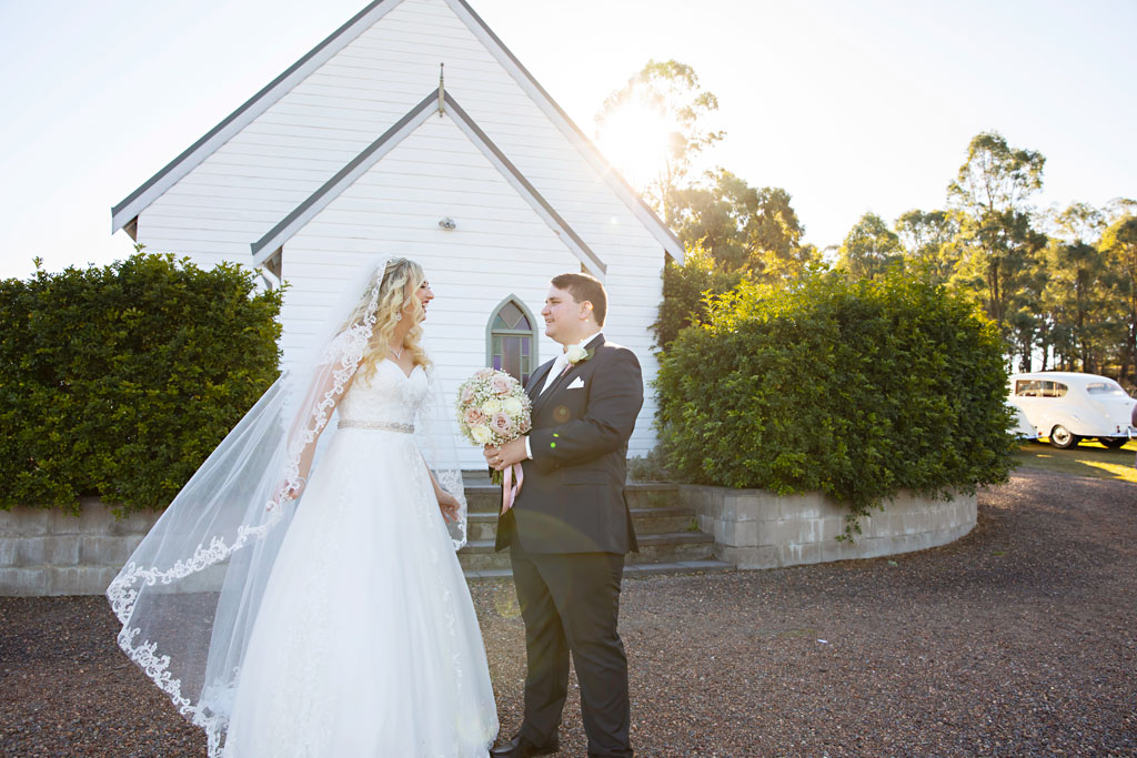 wedding photos lovedale chapel