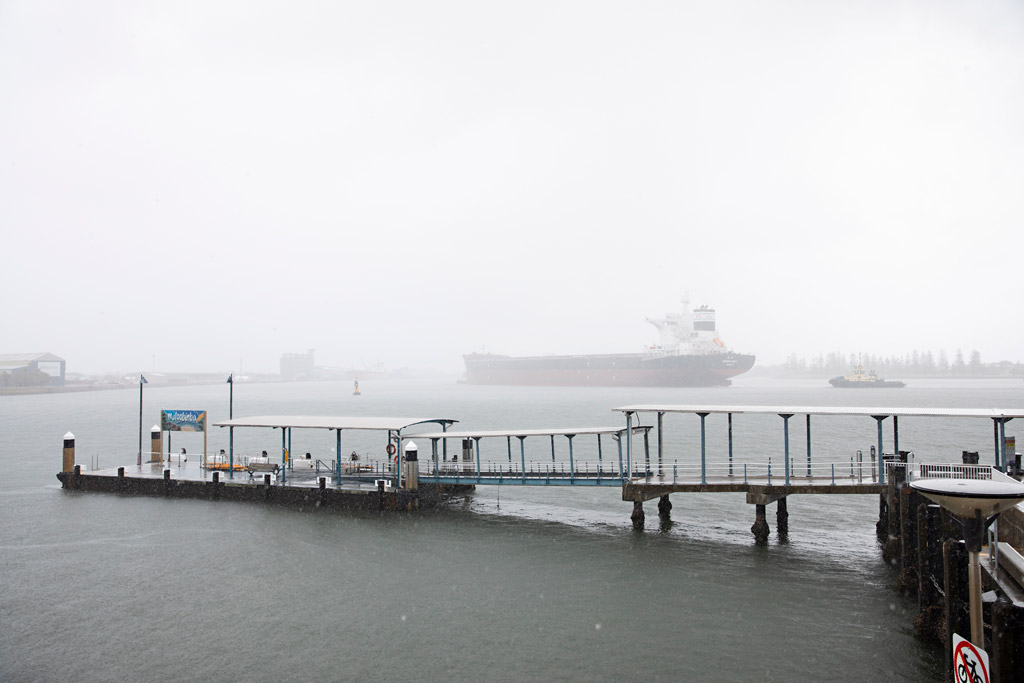 harbourview newcastle rainy wedding day