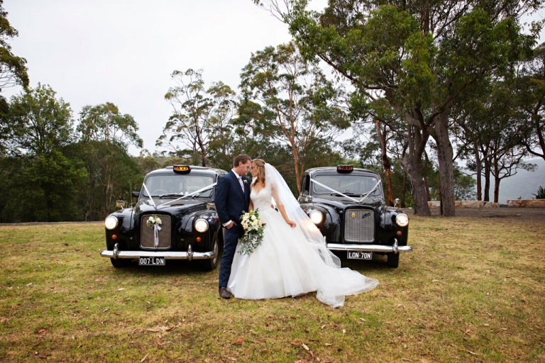 london cabs wedding photos at glenworth