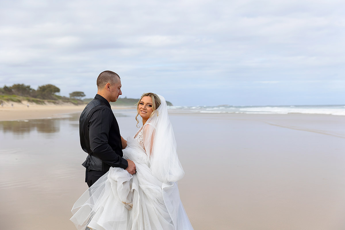 on the beach wedding photos caves beach